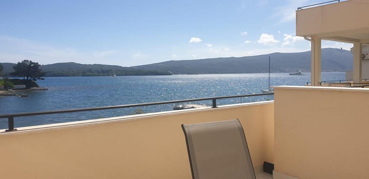 Tondo Tivat Exterior foto