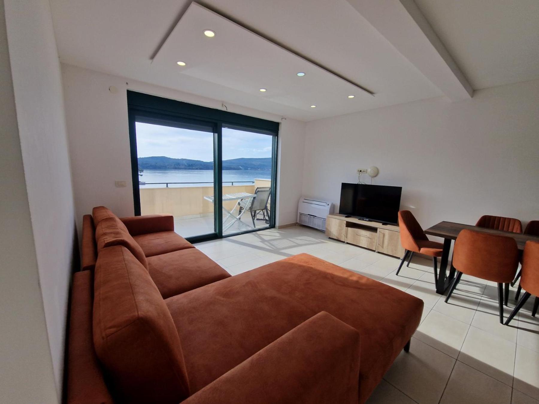 Tondo Tivat Exterior foto