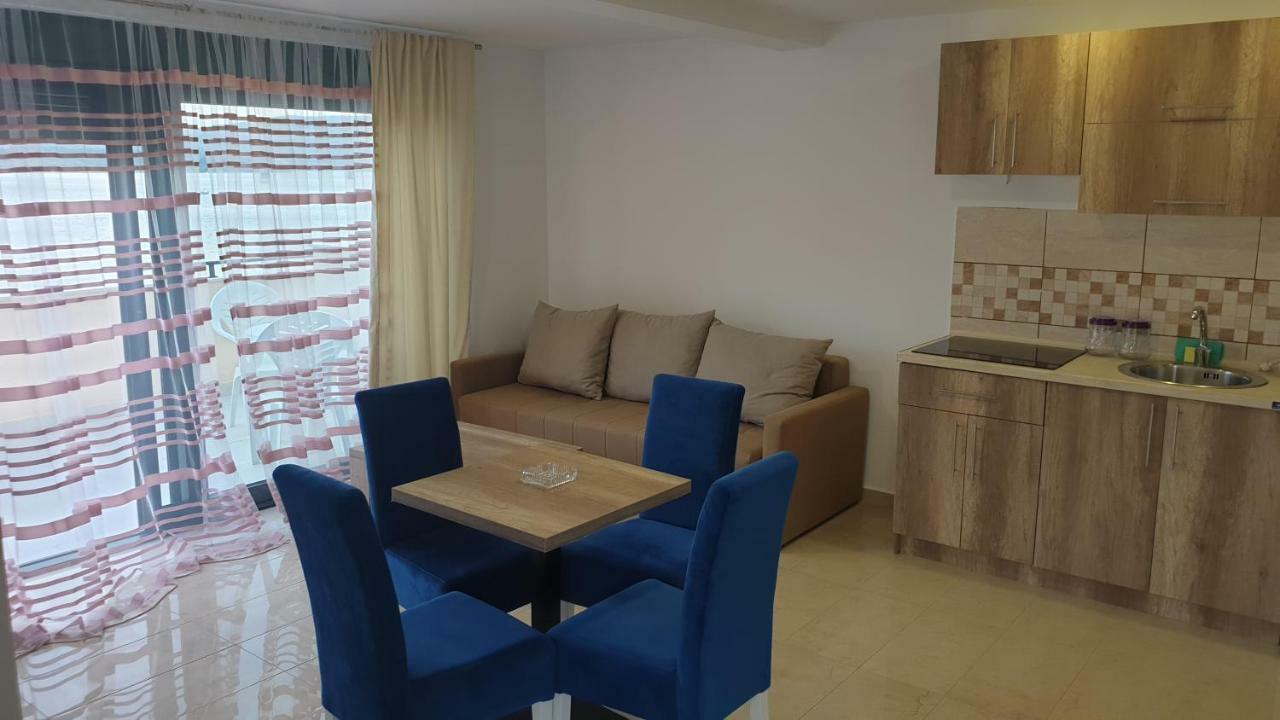 Tondo Tivat Exterior foto