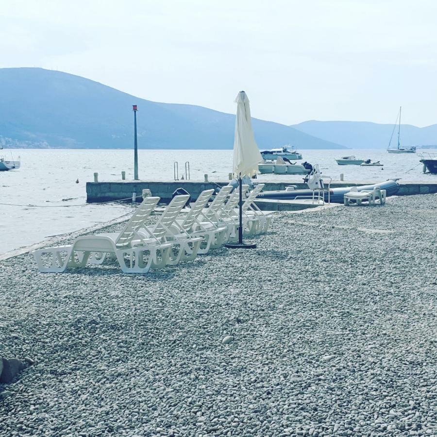 Tondo Tivat Exterior foto