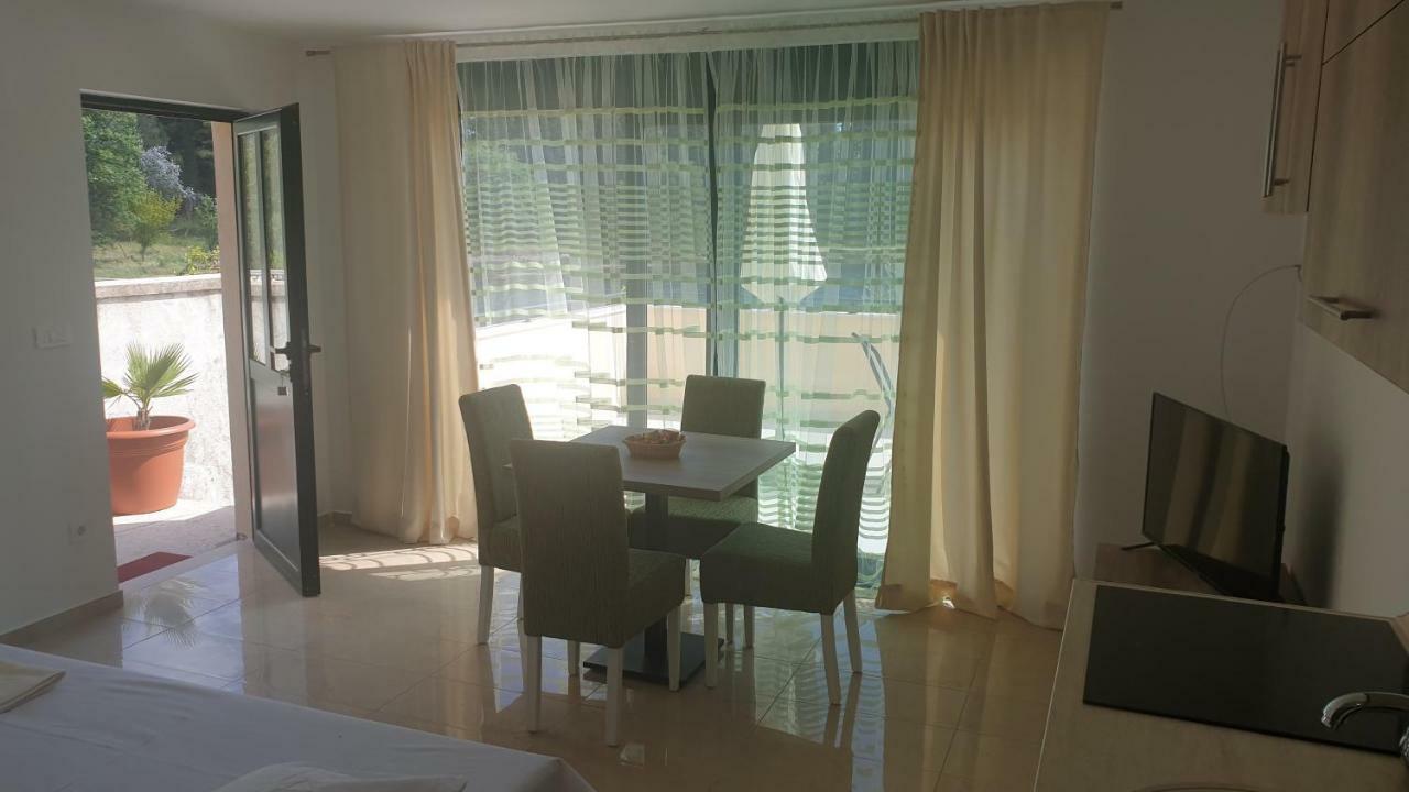 Tondo Tivat Exterior foto