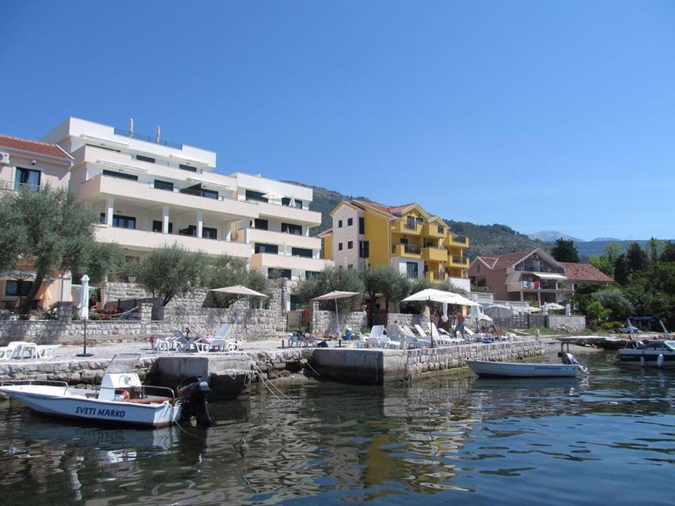 Tondo Tivat Exterior foto